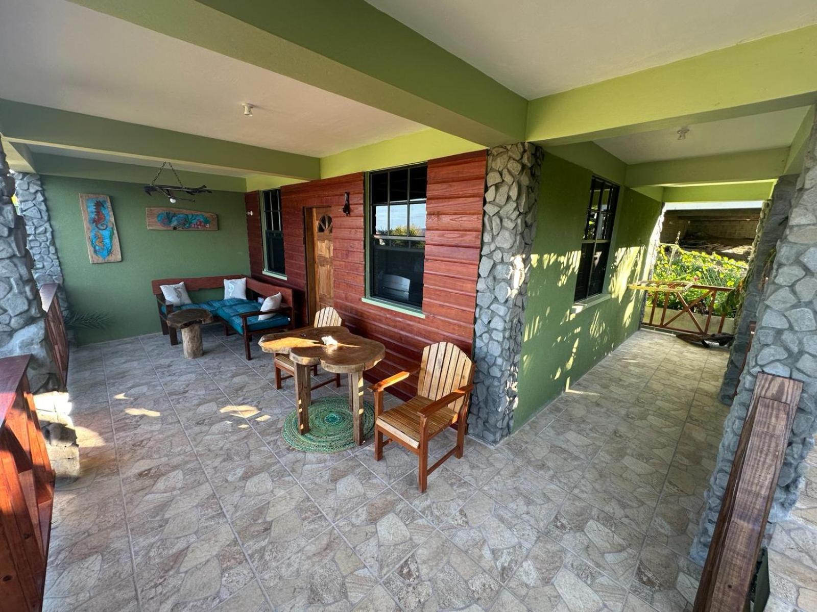 Orchid Resort Ltd Guillet Екстер'єр фото