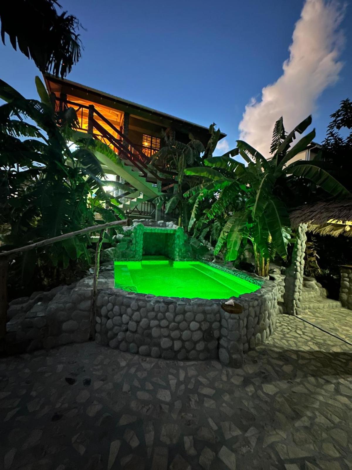 Orchid Resort Ltd Guillet Екстер'єр фото